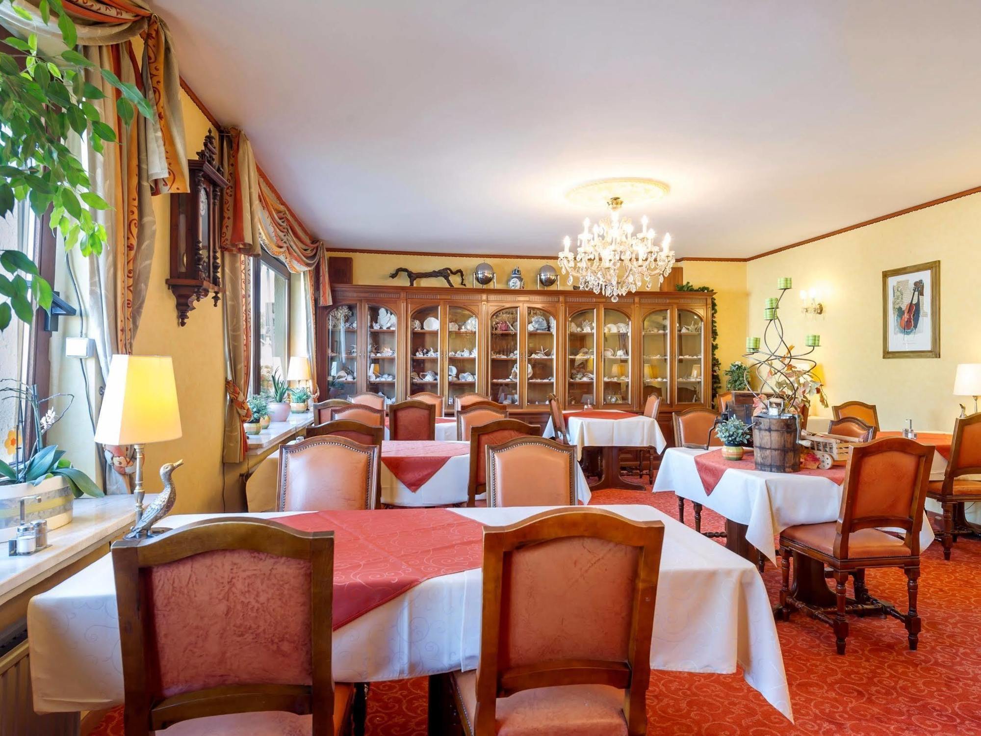 Mersch Hostellerie Val Fleuri מראה חיצוני תמונה