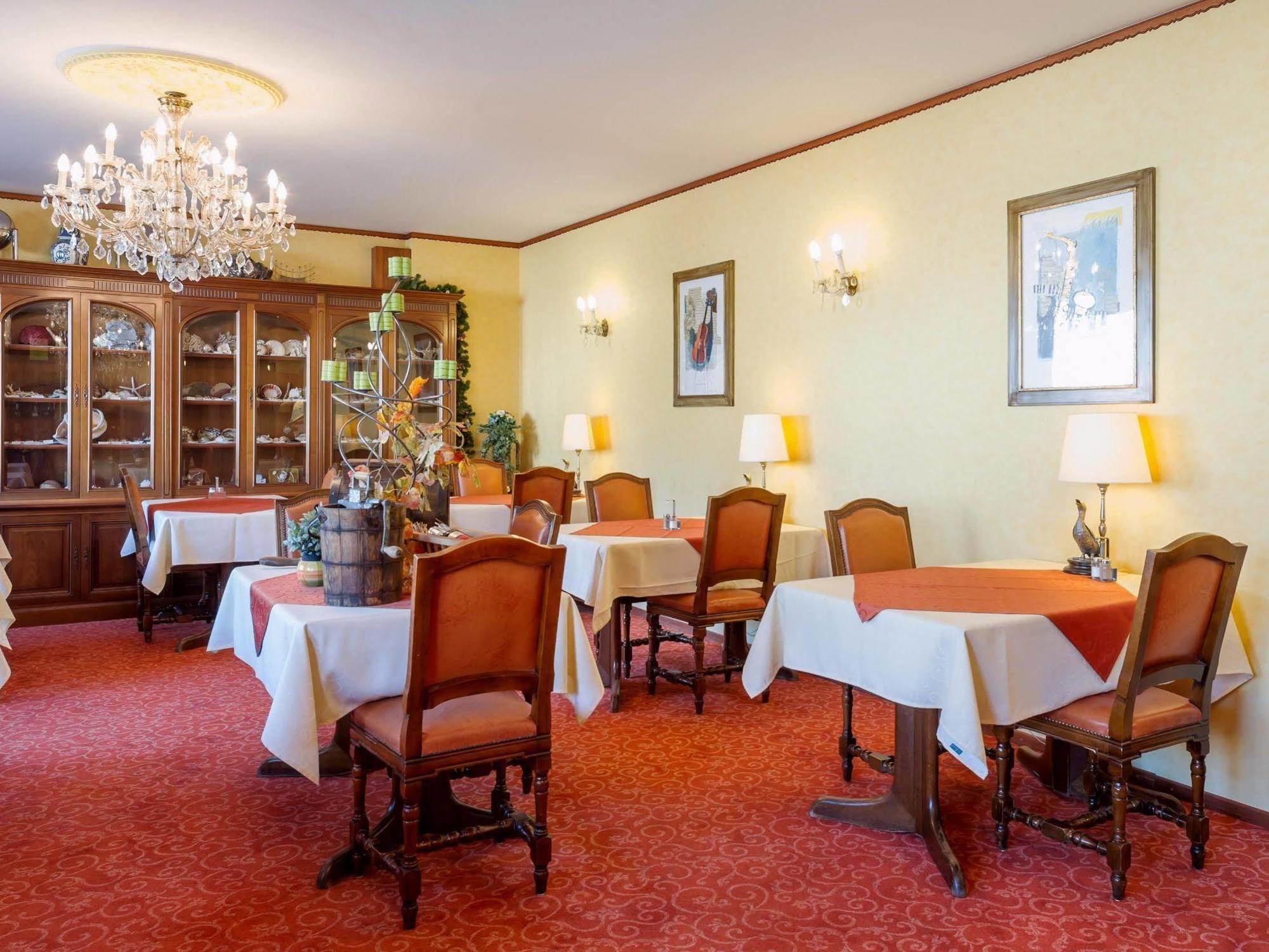 Mersch Hostellerie Val Fleuri מראה חיצוני תמונה