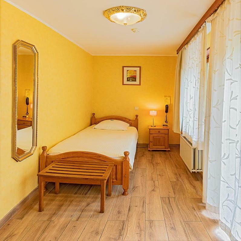 Mersch Hostellerie Val Fleuri מראה חיצוני תמונה